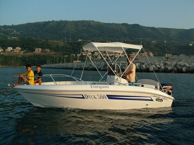 images/dyuk-560-02.jpg 2