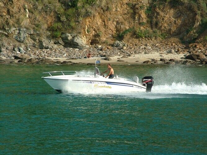 images/dyuk-650-02.jpg 2