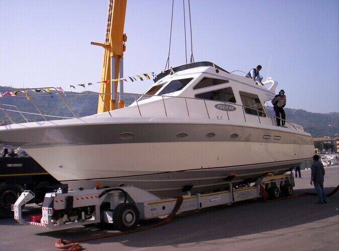 images/felix-52-fly-04.jpg 4